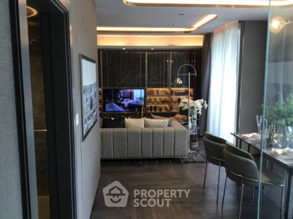 2-BR Condo at Walden Thonglor 8 near BTS Thong Lor (ID 1950019)