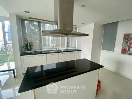 รูปภาพ 3-BR Condo at Fullerton Sukhumvit near BTS Ekkamai (ID 2062425)