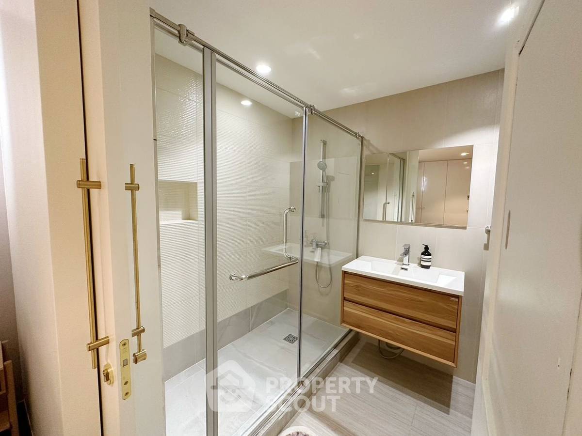 picture 2-BR Condo at D.S. Tower 2 Sukhumvit 39 Condominium near MRT Sukhumvit (ID 1522486) - 12/15