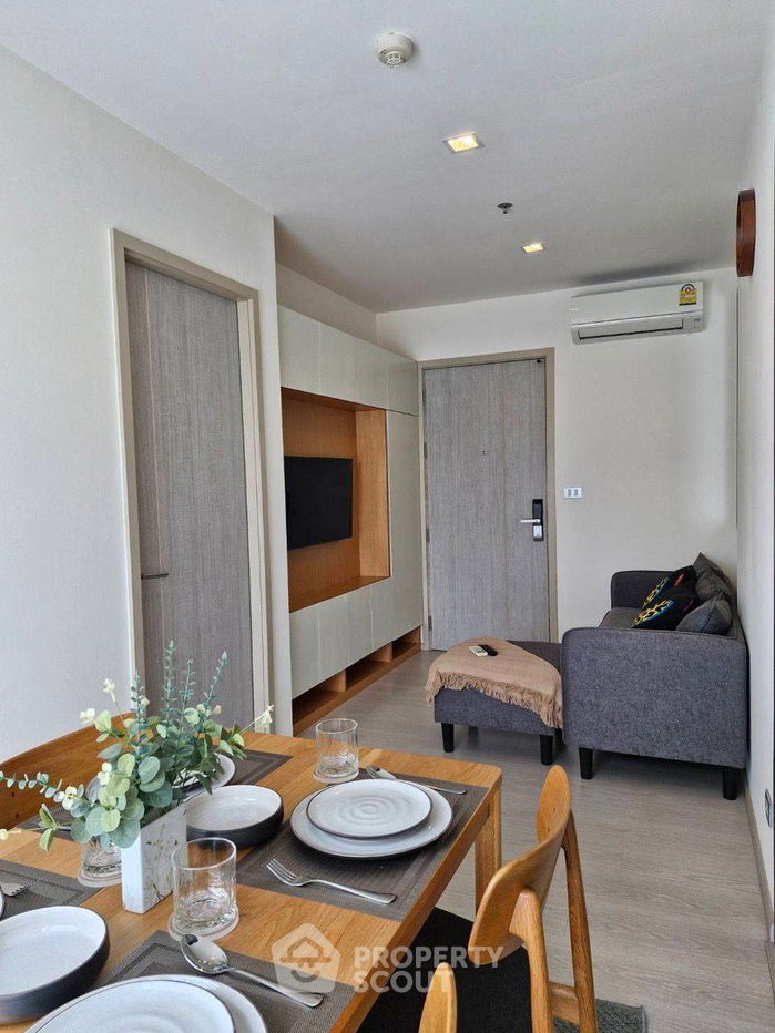 picture 1-BR Condo at Rhythm Sukhumvit 36-38 near BTS Thong Lor (ID 1996050) - 1/12