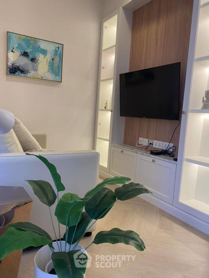 picture 1-BR Condo at Hyde Sukhumvit 11 near BTS Nana (ID 1518236) - 4/12