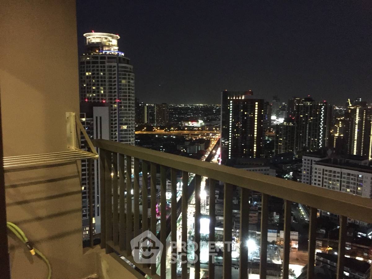 picture 2-BR Condo at Rhythm Sukhumvit 44/1 near BTS Phra Khanong (ID 888085) - 3/22