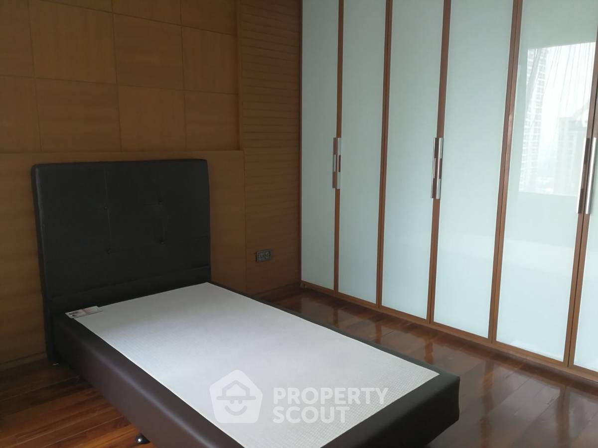 รูป คอนโด 3-ห้องนอน ที่ ดิ เอ็มโพริโอ เพลส ใกล้ BTS พร้อมพงษ์ (ID 513907) - รูปที่ 12/16