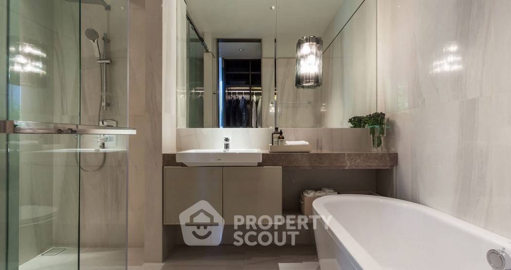 picture 2-BR Condo at KRAAM Sukhumvit 26 near BTS Phrom Phong (ID 565561) - 4/9