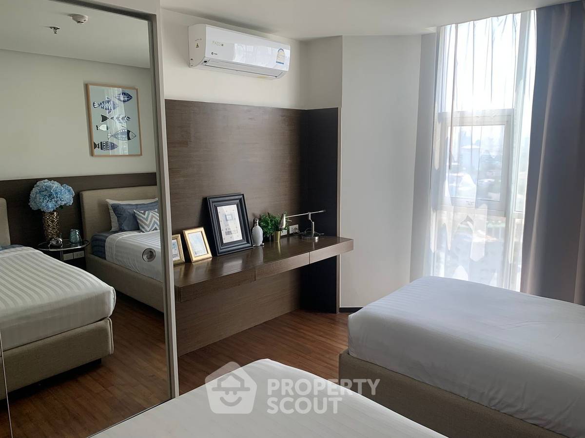 picture 2-BR Condo at Sathorn Prime Residence near BTS Saint Louis (ID 900364) - 7/14