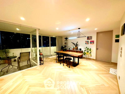 Condos for sale : 2-BR Condo at D.S. Tower 2 Sukhumvit 39 Condominium near MRT Sukhumvit (ID 1522486)
