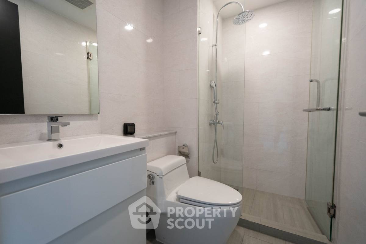 picture 3-BR Condo at Fullerton Sukhumvit near BTS Ekkamai (ID 514967) - 13/13