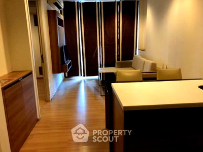 คอนโดให้เช่า : คอนโด 1-ห้องนอน ที่ ริธึ่ม พหล-อารีย์ ใกล้ BTS สะพานควาย (ID 373189)