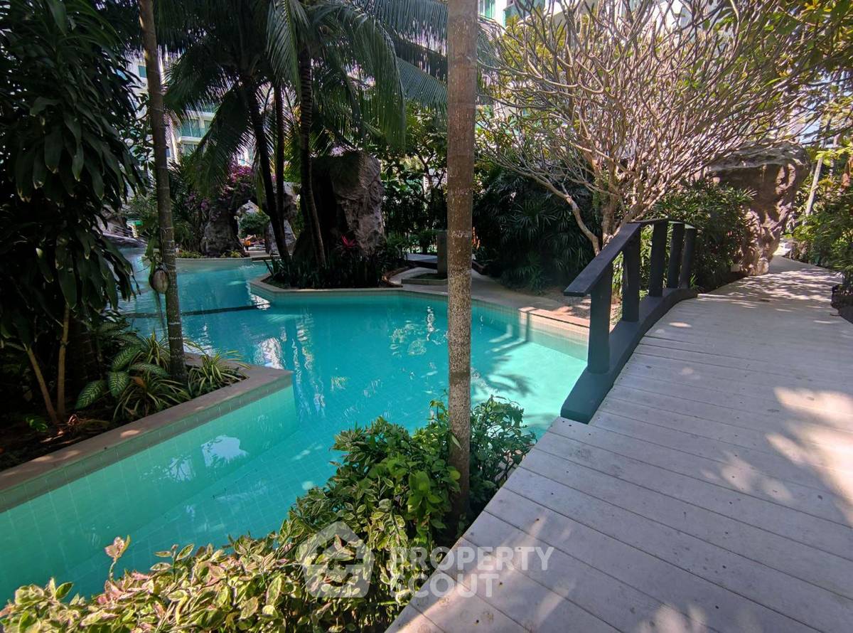 picture 1-BR Condo at Amazon Residence Pattaya Condominiums close to Pattaya (ID 997234) - 2/16