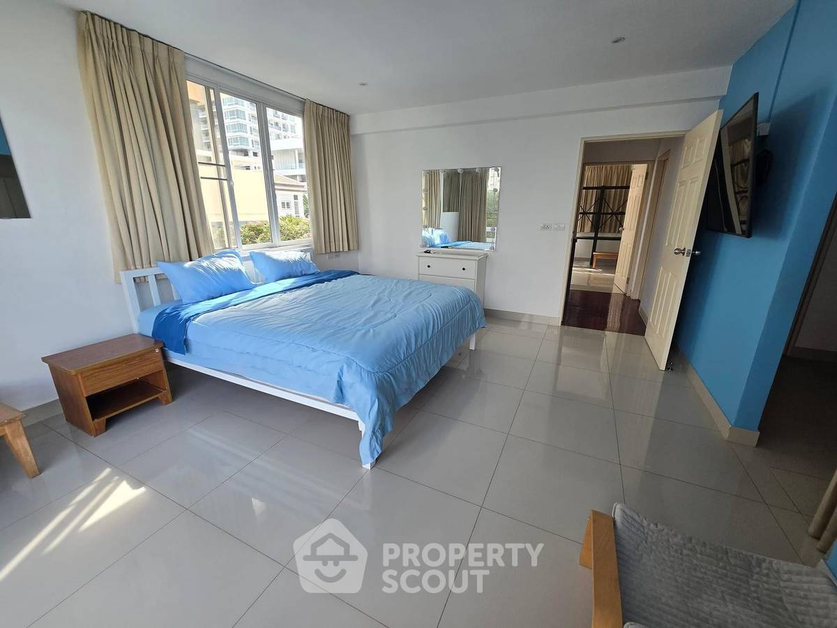 picture 4-BR Condo at Chom Talay Resort Condominium close to Pattaya (ID 1885768) - 23/30