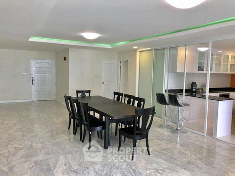 3-BR Condo at D.S. Tower 1 Sukhumvit 33 Condominium near BTS Phrom Phong (ID 2174279)