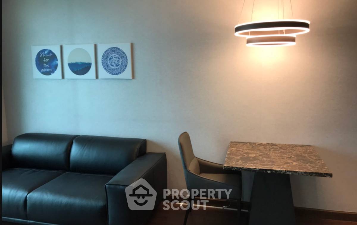 picture 2-BR Condo at Sky Walk Residences near BTS Phra Khanong (ID 564961) - 8/9