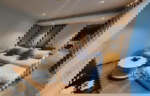 2-BR Condo at The Reserve Sukhumvit 61 near BTS Thong Lor (ID 1899957)