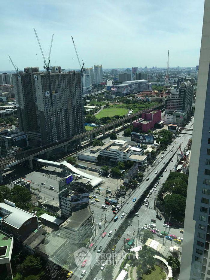 รูป คอนโด 1-ห้องนอน ที่ วิลล่า อโศก ใกล้ MRT เพชรบุรี (ID 381345) - รูปที่ 2/6