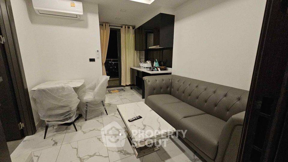 รูป คอนโด 1-ห้องนอน ที่ อคาเดีย มิลเลนเนียม ทาวเวอร์ ใกล้ พัทยาใต้ (ID 1872464) - รูปที่ 2/26