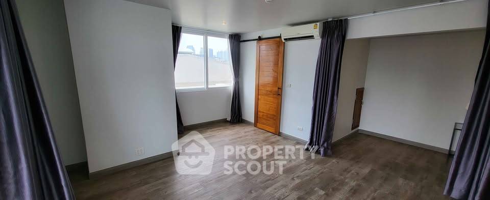 picture 2-BR Condo at JC Tower Thong Lor close to Phrom Phong (ID 2159029) - 10/20