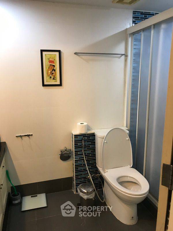 picture 2-BR Condo at U Sabai Rama 4 Kluaynamthai near BTS Phra Khanong (ID 1142150) - 6/8