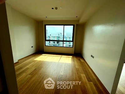 Condos for sale : 3-BR Condo at Supreme Legend Condominium near MRT Khlong Toei (ID 2063454)