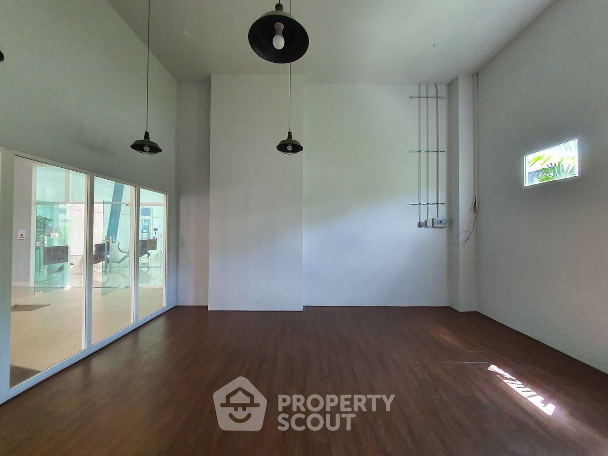 รูป คอนโด 1-ห้องนอน ที่ ศุภาลัย ไลท์ รัชดาฯ - นราธิวาส - สาทร ใน ช่องนนทรี (ID 1441591) - รูปที่ 9/19