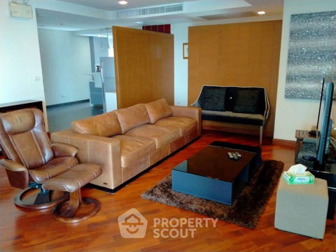 3-BR Condo at Nusasiri Grand Condominium near BTS Ekkamai (ID 1879790)