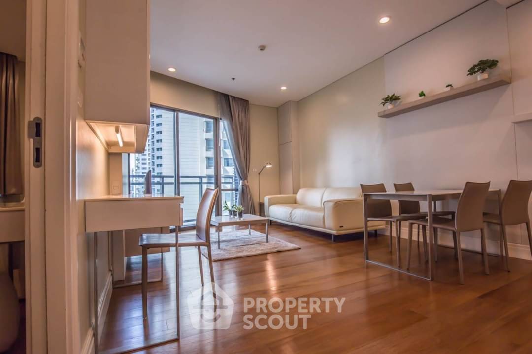 picture 1-BR Condo at Bright Sukhumvit 24 Condominium near BTS Phrom Phong (ID 500259) - 1/12
