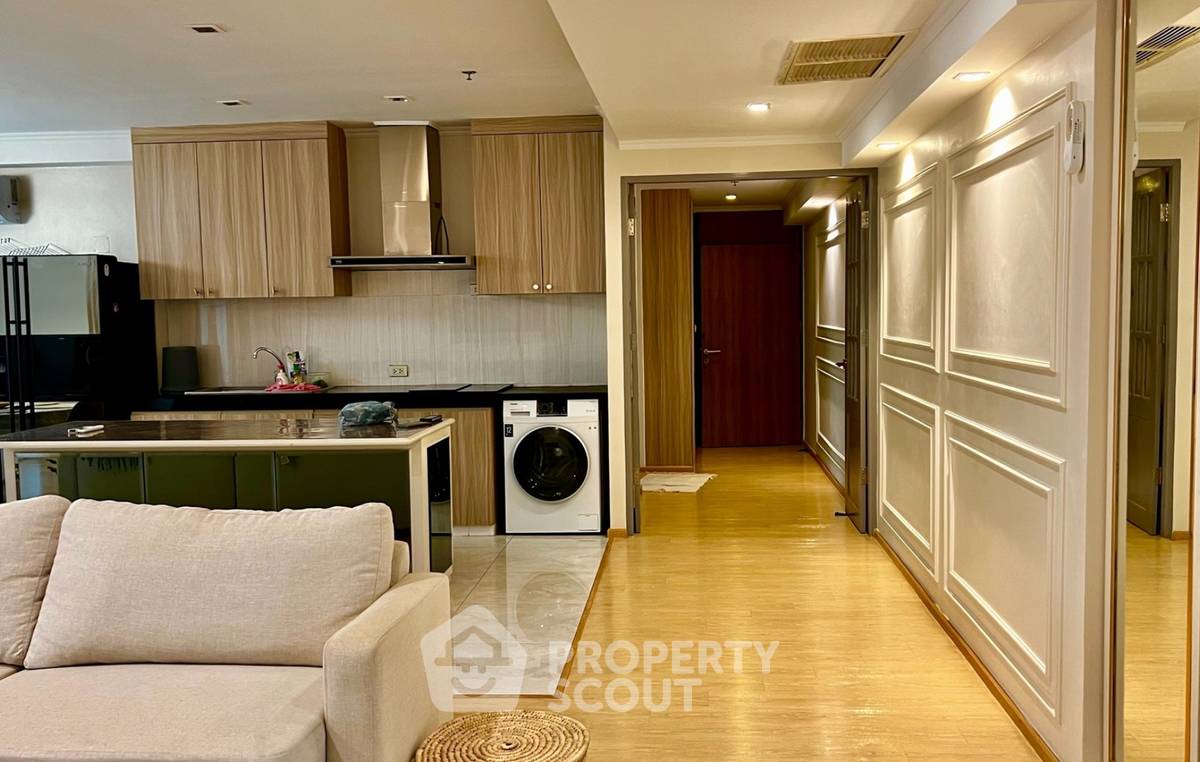 picture 3-BR Condo at Noble Remix near BTS Thong Lor (ID 1052850) - 3/10