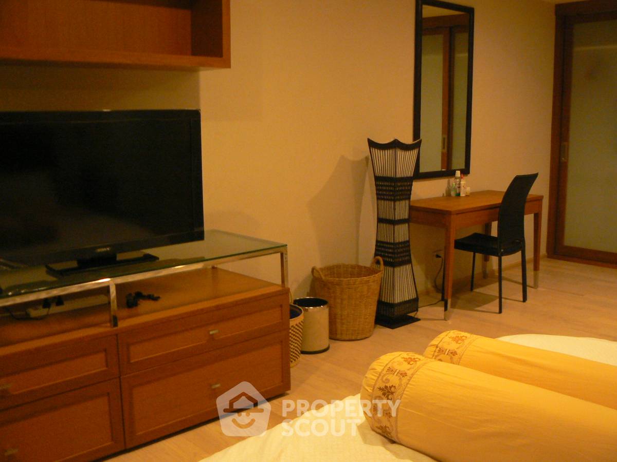 รูป คอนโด 2-ห้องนอน ที่ โนเบิล รีมิกซ์ ใกล้ BTS ทองหล่อ (ID 512848) - รูปที่ 4/8