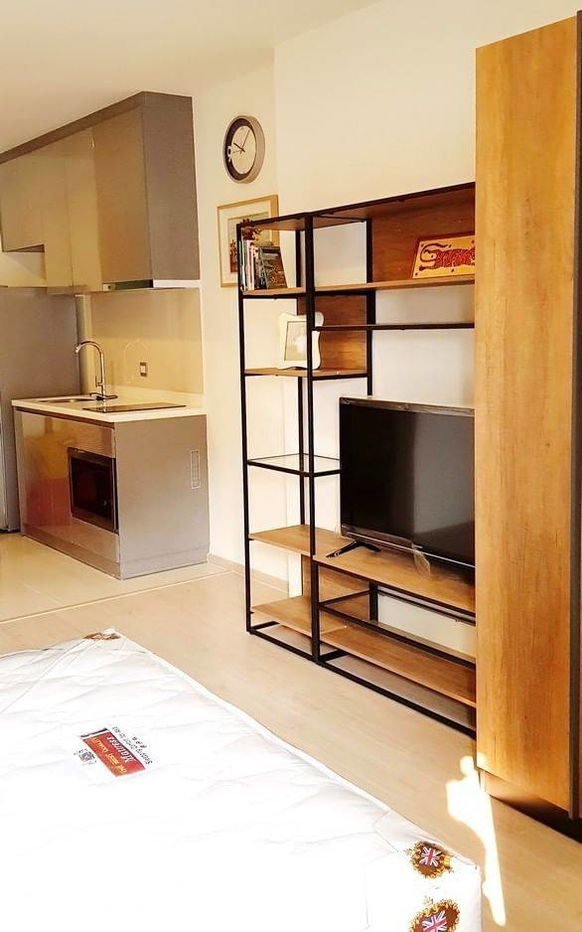 รูป คอนโด 1-ห้องนอน ที่ ริทึ่ม รางน้ำ ใกล้ BTS อนุสาวรีย์ชัยสมรภูมิ (ID 937079) - รูปที่ 3/9
