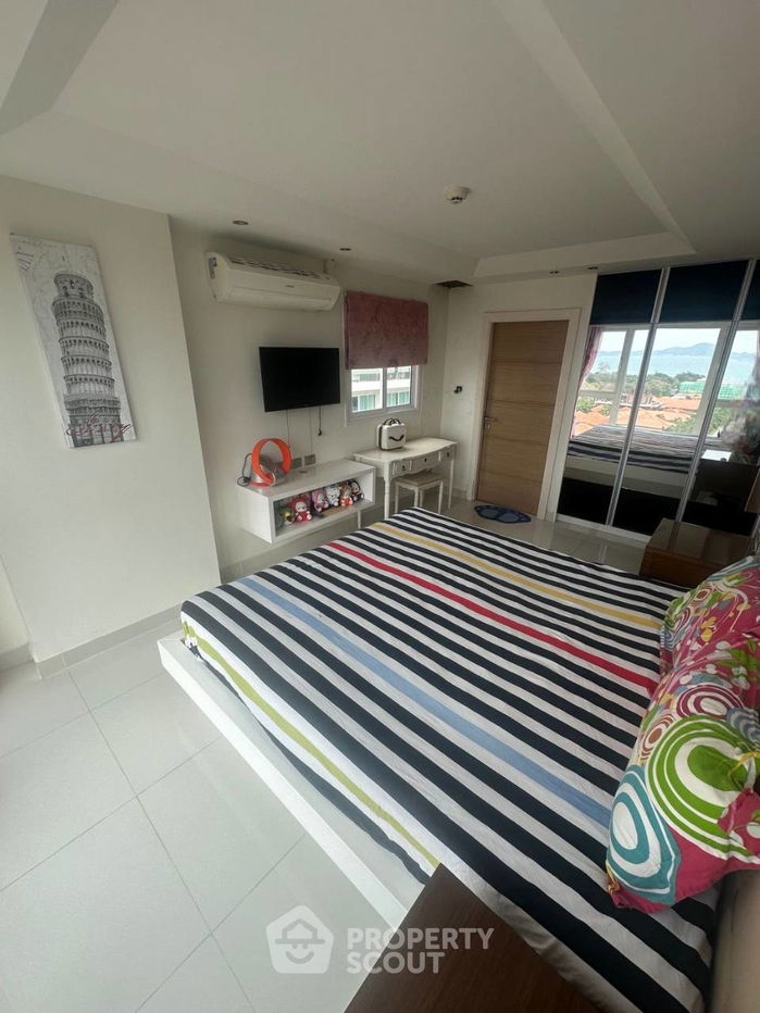 picture 2-BR Condo at Sunset Boulevard Residence 2 close to Phratamnak (ID 2092815) - 5/10