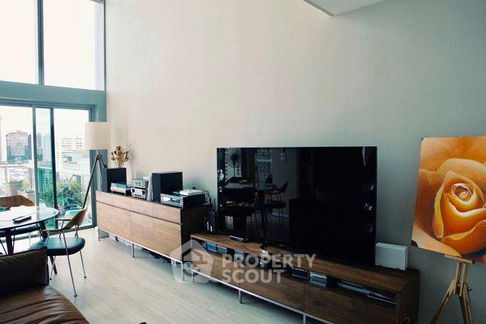 2-BR Duplex at The Room Sukhumvit 21 near MRT Sukhumvit (ID 1725426)
