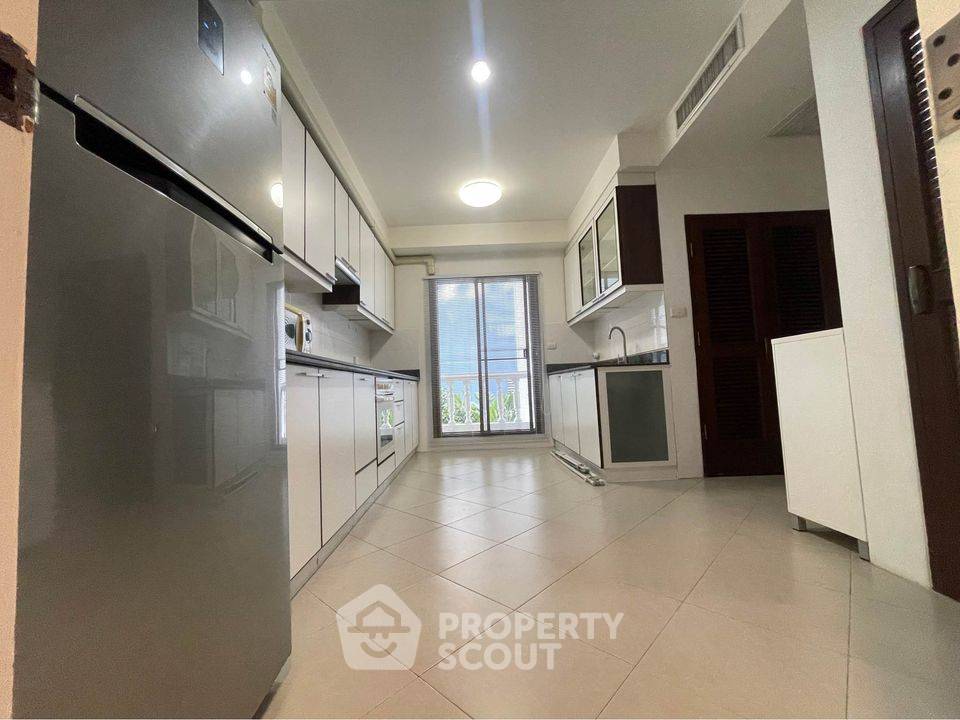 picture 2-BR Condo at P.R. Home II near BTS Thong Lor (ID 1829645) - 12/19