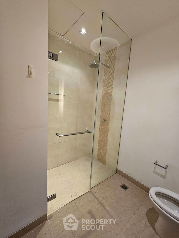 picture 2-BR Condo at The Lofts Yennakart in Chong Nonsi (ID 718723) - 14/19