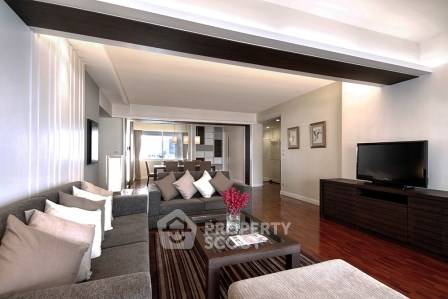 3-BR Condo at Krystal Court near BTS Nana (ID 1035405)