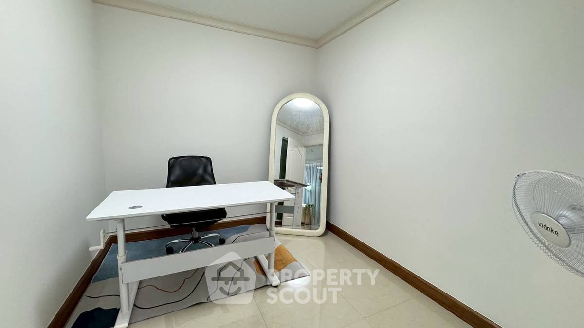 picture 1-BR Condo at Chateau In Town Phaholyothin 11 near BTS Saphan Khwai (ID 2188853) - 11/14