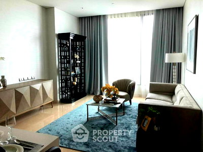 Condos for sale : 1-BR Condo at Sindhorn Residence near BTS Ratchadamri (ID 514579)