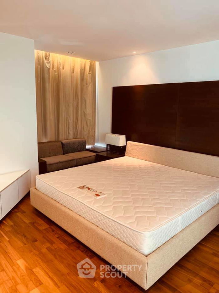 picture 2-BR Condo at Sathon Heritage Residences near BTS Chong Nonsi (ID 467503) - 6/13