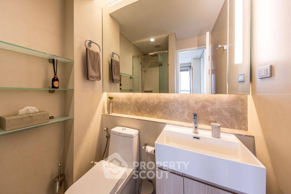 picture 2-BR Condo at The Lumpini 24 near BTS Phrom Phong (ID 1035659) - 8/12