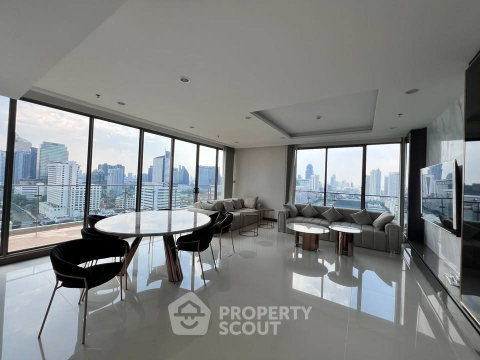 3-BR Condo at Supalai Oriental Sukhumvit 39 near MRT Phetchaburi (ID 2087258)