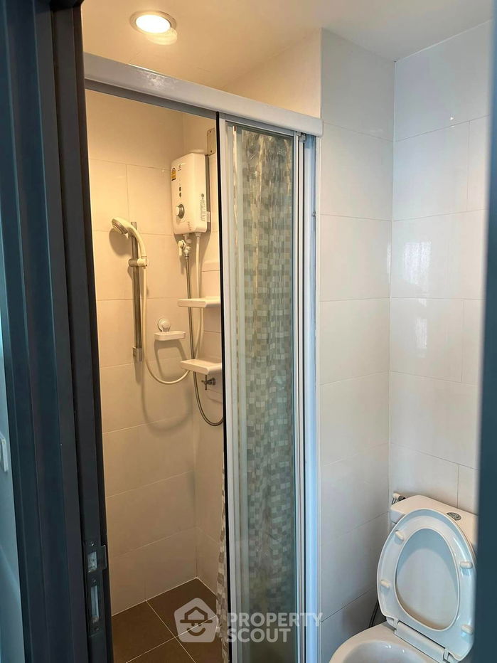 picture Studio Condo at The Base Park West Sukhumvit 77 near BTS On Nut (ID 1541141) - 6/8