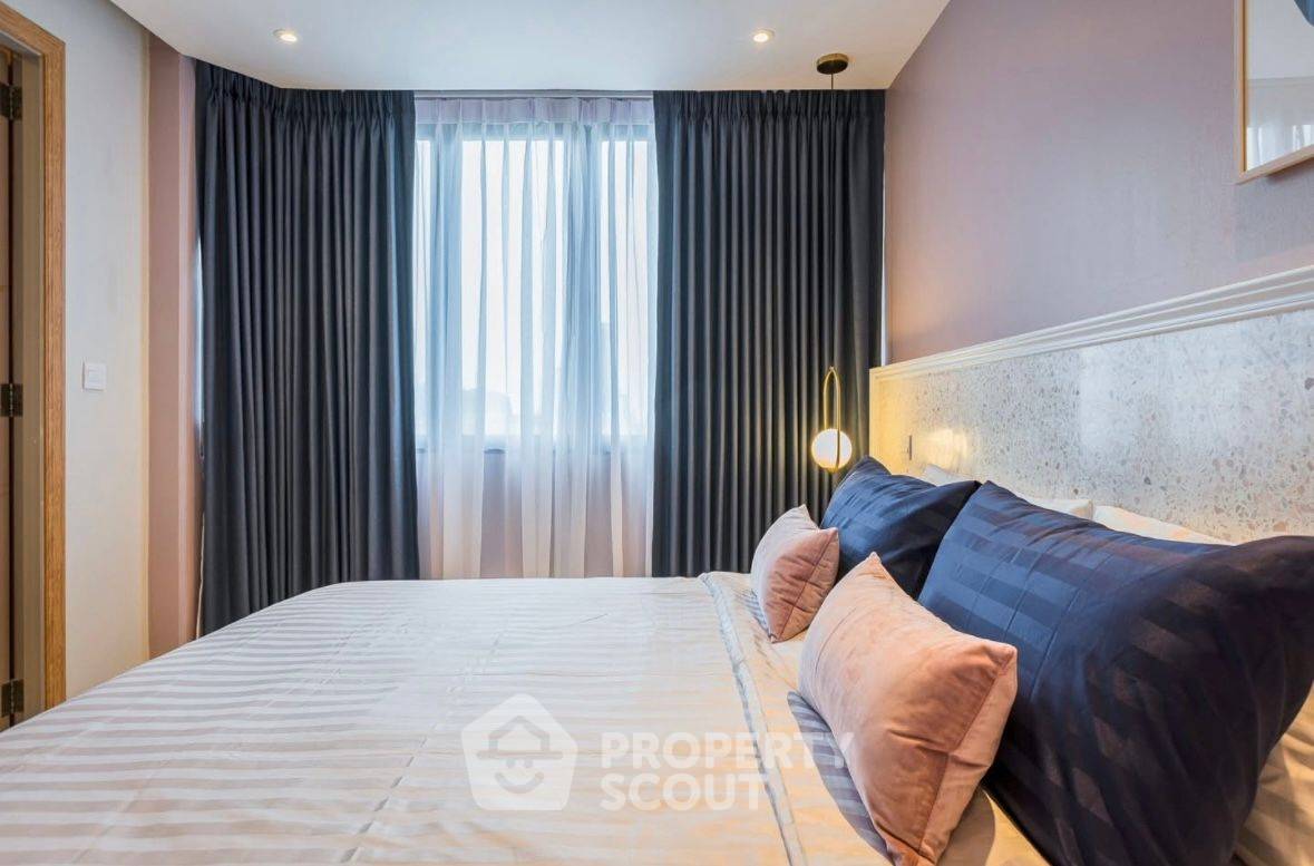 picture 2-BR Condo at Omni Tower near BTS Nana (ID 2084304) - 10/23