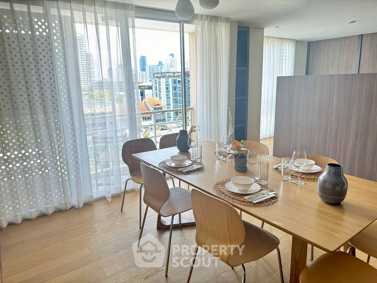 รูป คอนโด 2-ห้องนอน ที่ ดิ แอลโคฟ สุขุมวิท 49 ใกล้ BTS พร้อมพงษ์ (ID 2092181) - รูปที่ 17/19