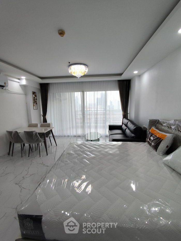 picture 1-BR Condo at View Talay 5 Condominium Jomtien close to Jomtien Beach (ID 2137179) - 3/10