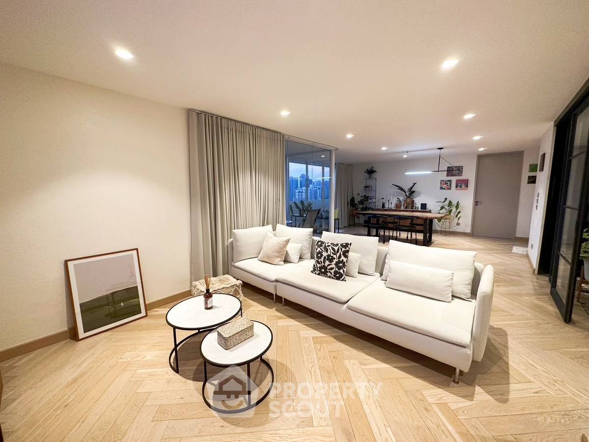 picture 2-BR Condo at D.S. Tower 2 Sukhumvit 39 Condominium near MRT Sukhumvit (ID 1522486) - 7/15