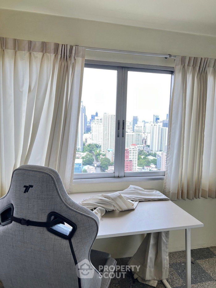 picture 3-BR Condo at Wittayu Complex near BTS Phloen Chit (ID 1697512) - 5/10