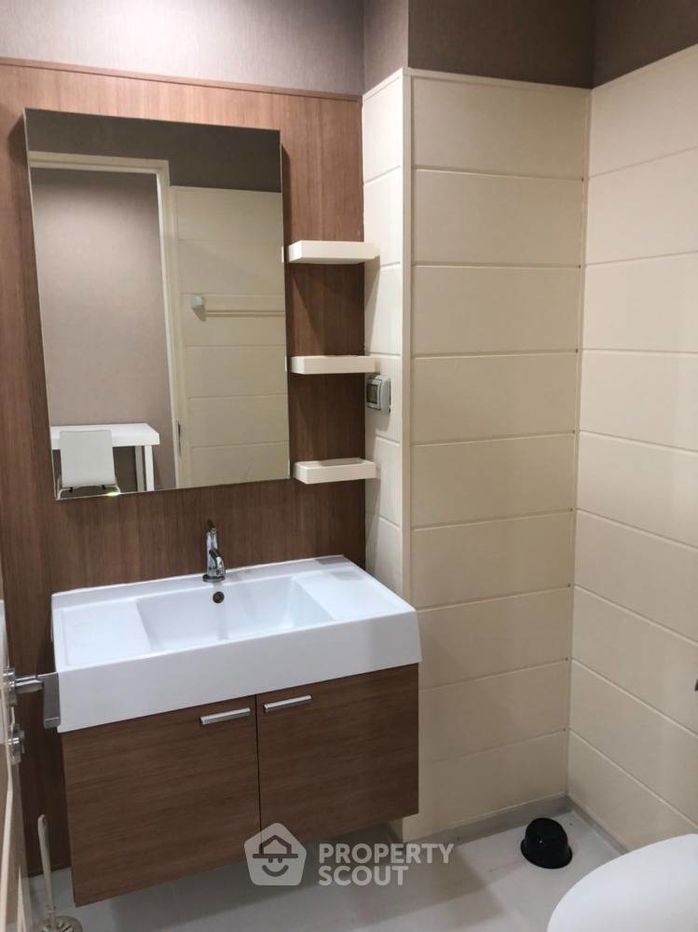 picture 1-BR Condo at Q House Sathorn near BTS Krung Thon Buri (ID 1092859) - 7/10