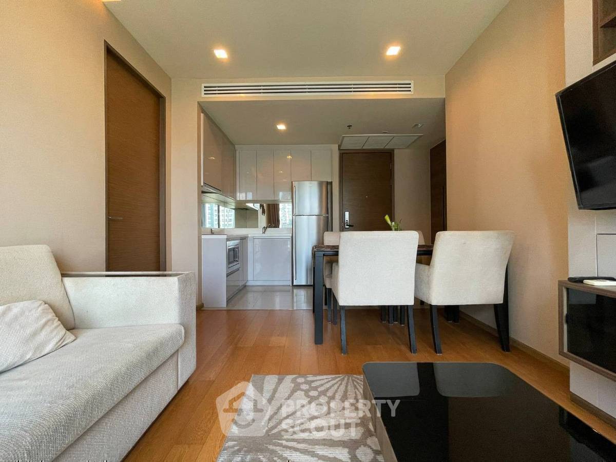 picture 2-BR Condo at The Address Sathorn near BTS Saint Louis (ID 681114) - 2/9
