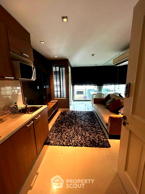 ขายคอนโด : คอนโด 1-ห้องนอน ที่ เดอะ โคลเวอร์ ทองหล่อ เรสซิเดนซ์ ใกล้ BTS ทองหล่อ (ID 1525737)