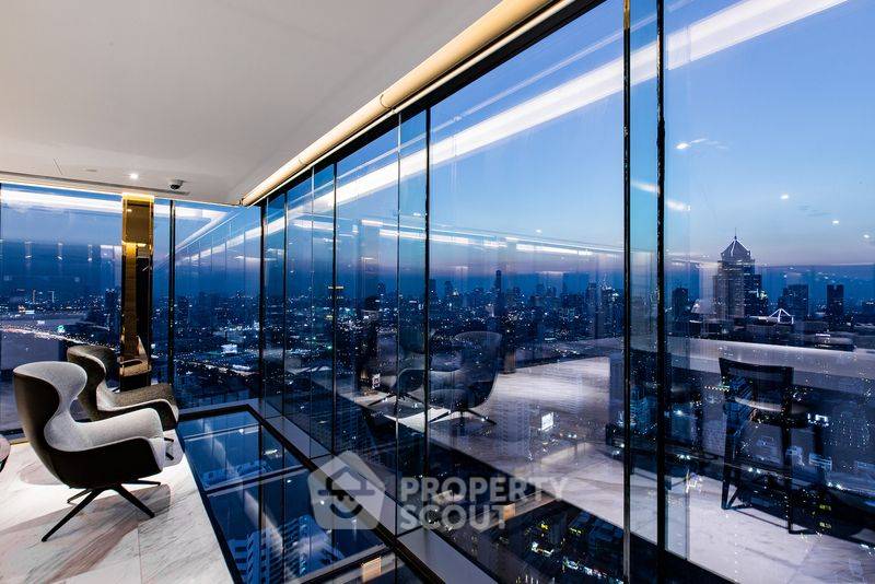 picture 4-BR Condo at Q1 Sukhumvit near BTS Nana (ID 868792) - 10/16