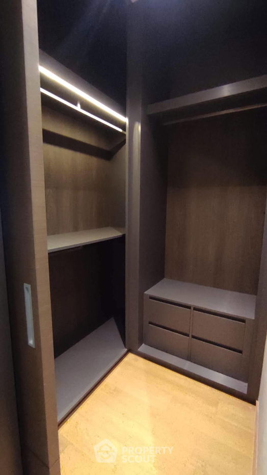 picture 1-BR Condo at 28 Chidlom near BTS Chit Lom (ID 2083493) - 3/12