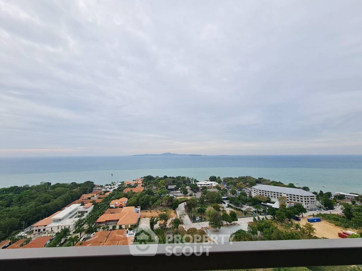 picture 2-BR Condo at The Peak Towers close to Phratamnak (ID 2137090) - 6/10